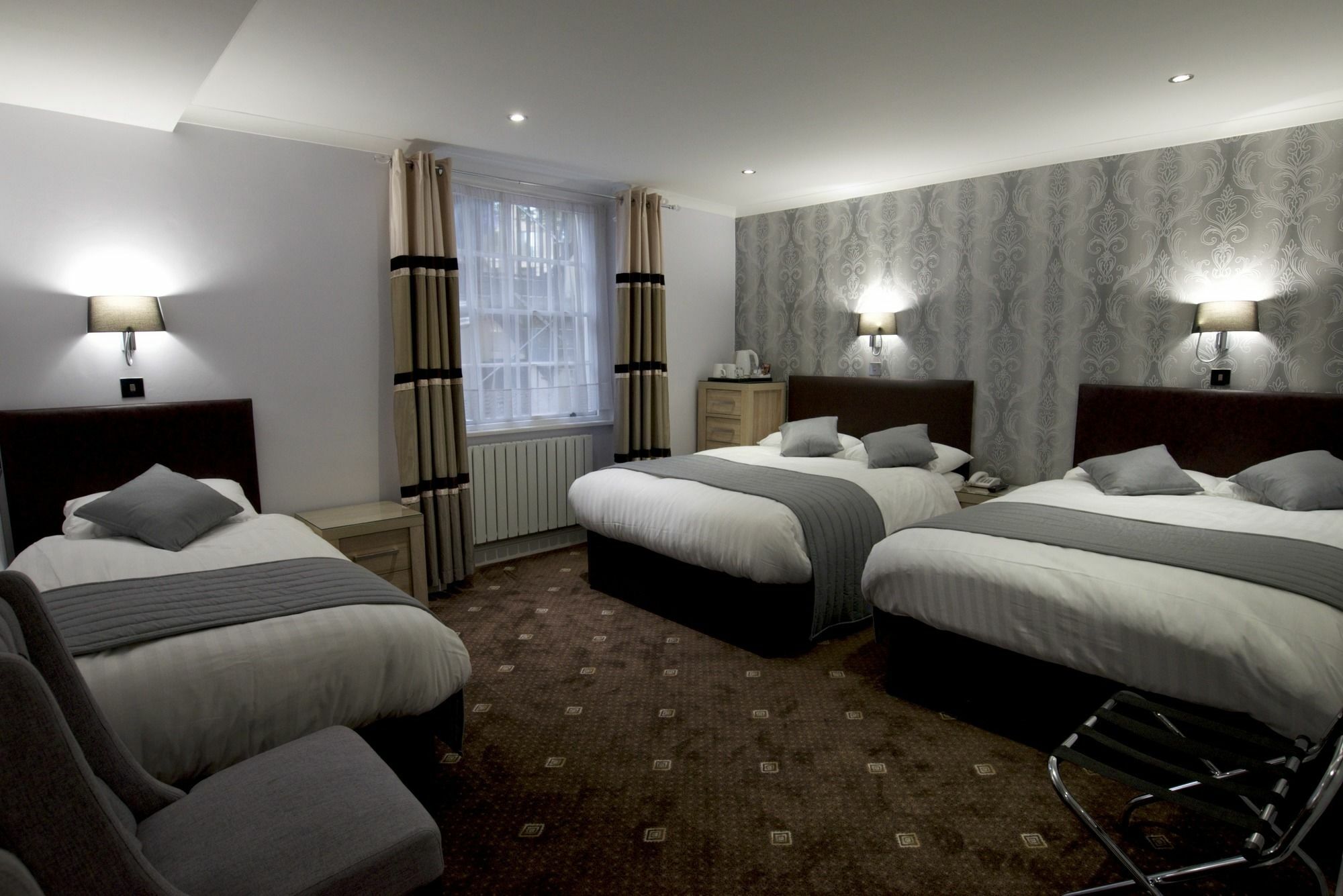 לונדון Mentone Hotel מראה חיצוני תמונה