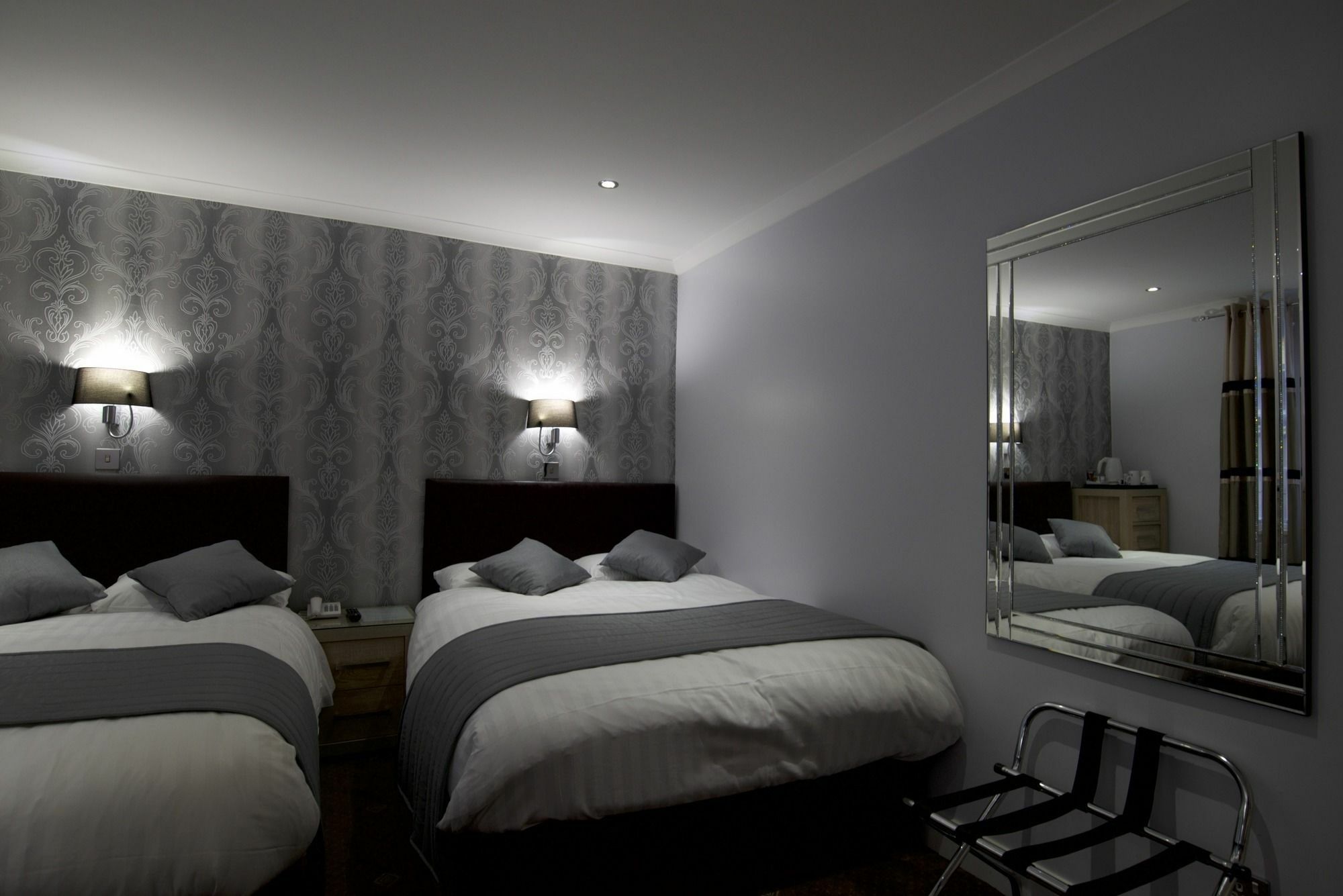 לונדון Mentone Hotel מראה חיצוני תמונה